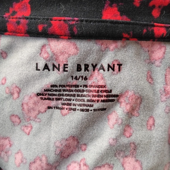 Lane Bryant Long Sleeve Stretchy Black Red Floral Pattern Blouse Size 14/16 - Picture 7 of 7